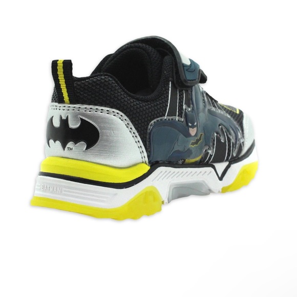Batman Toddler Boys Light-Up Kids Shoes Children Sneakers Brand New! - Picture 4 of 6